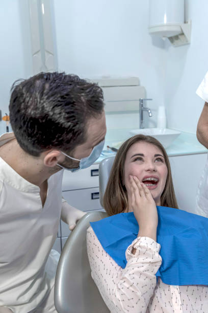 Best Emergency Gum Treatment in Hypoluxo, FL